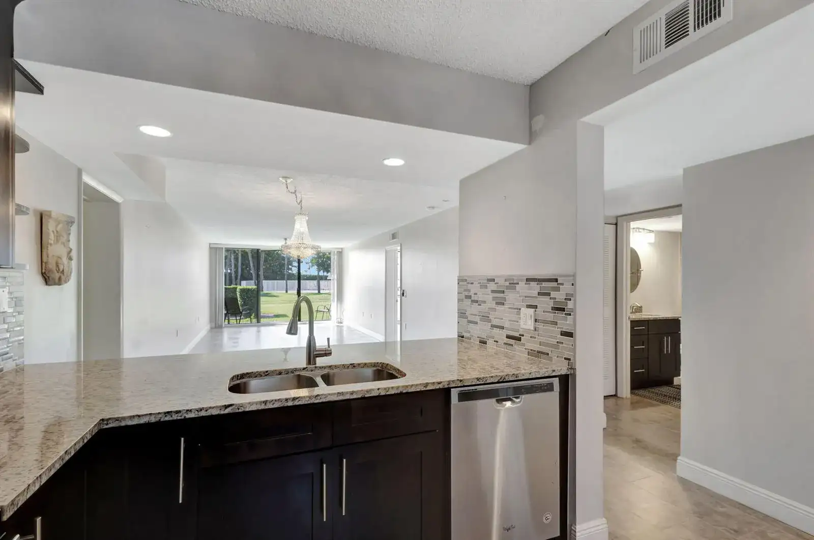 2741 Village Boulevard # 104, West Palm Beach FL 33409 photo 4