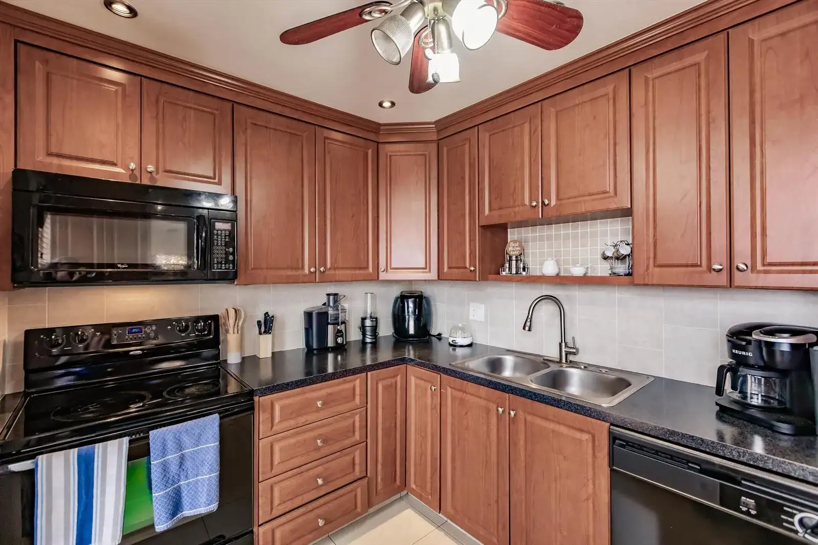 4270 NW 40th Street # 105, Lauderdale Lakes FL 33319 photo 2