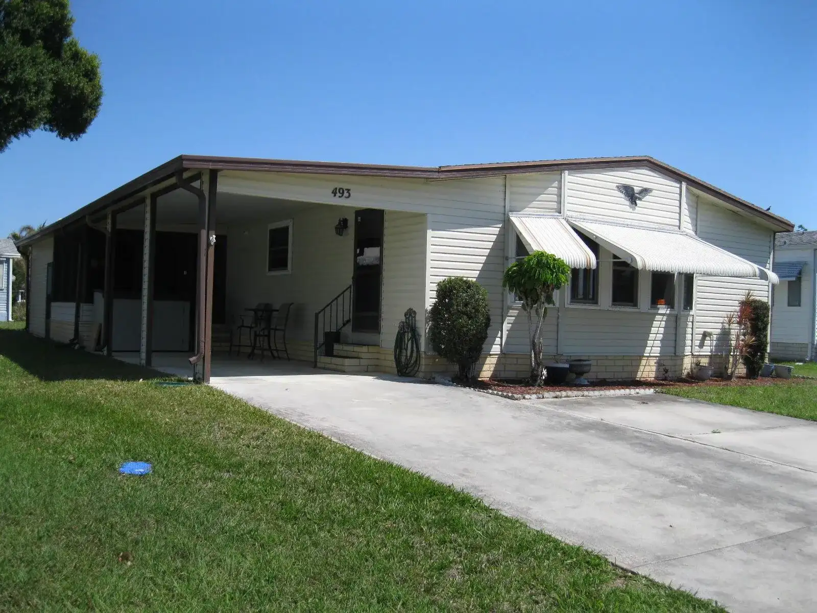 493 Hemingway Terrace, Fort Pierce FL 34982 photo 3