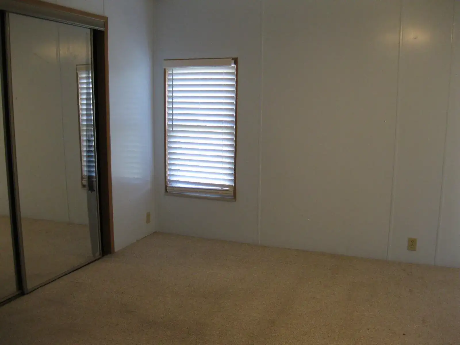493 Hemingway Terrace, Fort Pierce FL 34982 photo 5