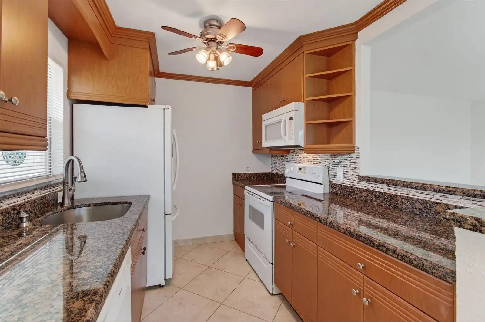 228 Brittany E, Delray Beach FL 33446