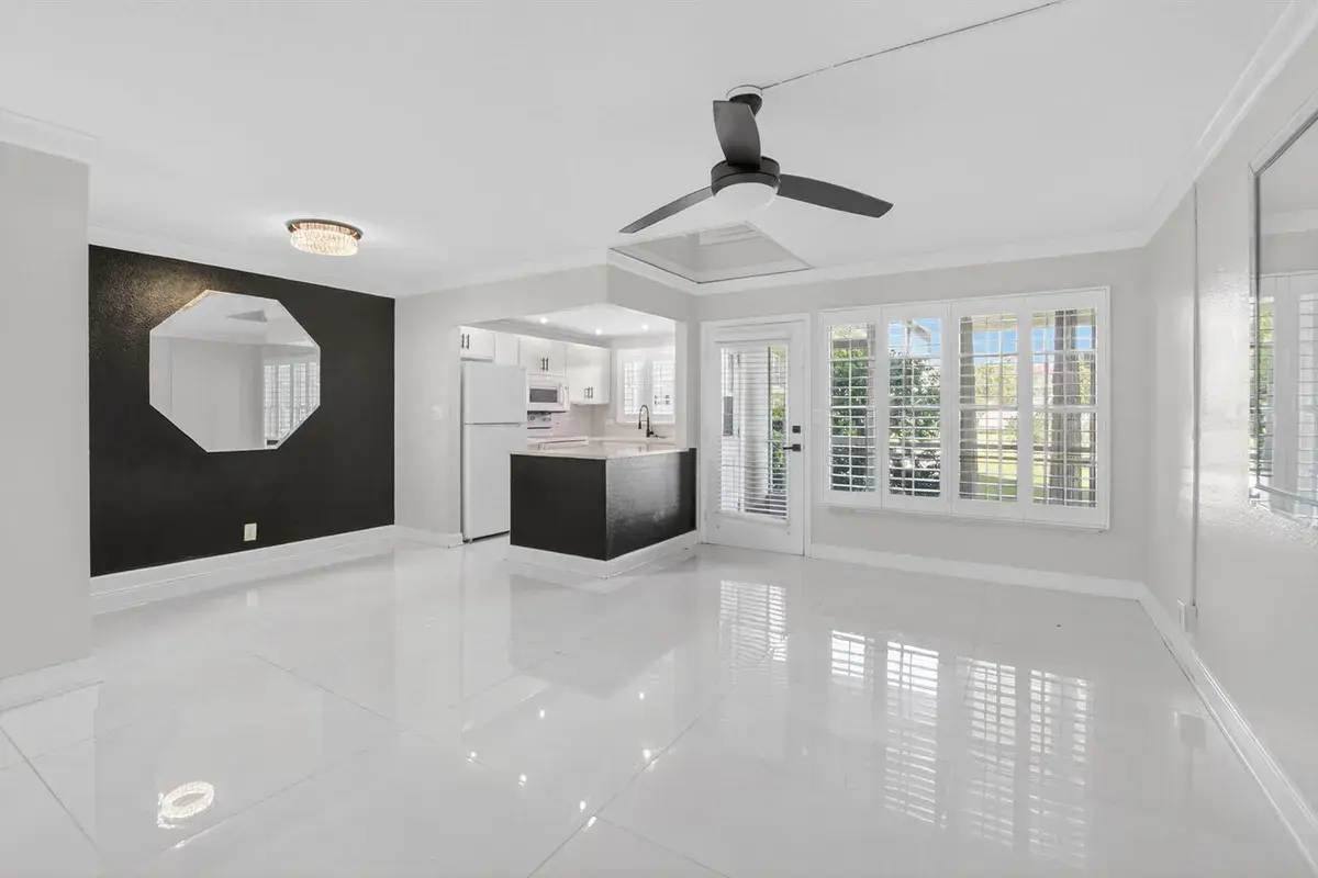 808 SE 7th Street # 107, Deerfield Beach FL 33441