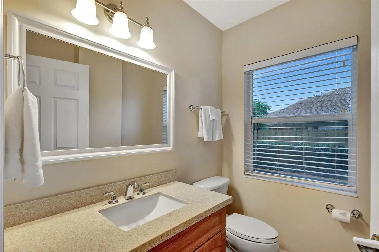 13814 Yarmouth Drive, Wellington FL 33414 photo 4