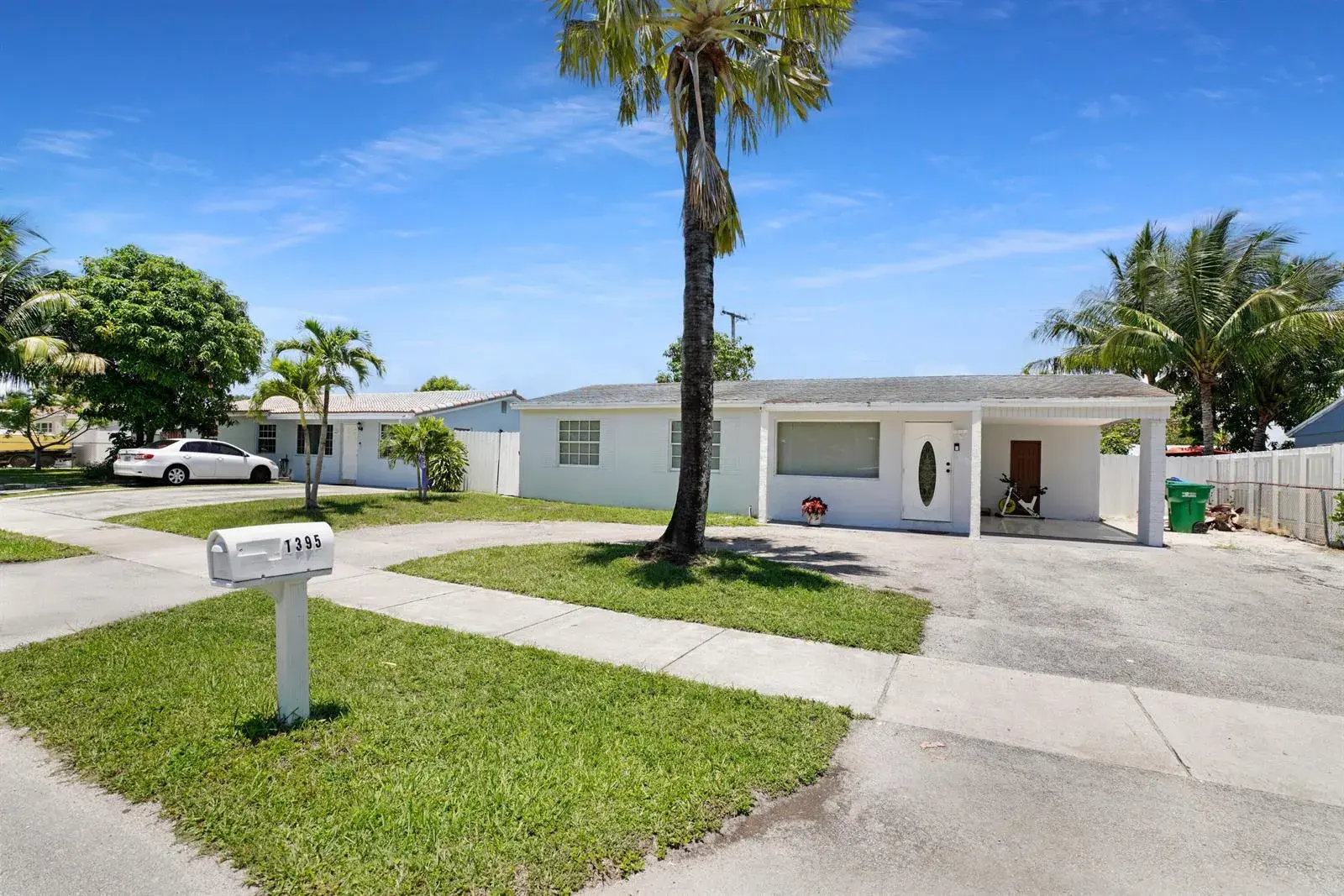 1395 SW 46 Th Avenue, Fort Lauderdale FL 33317