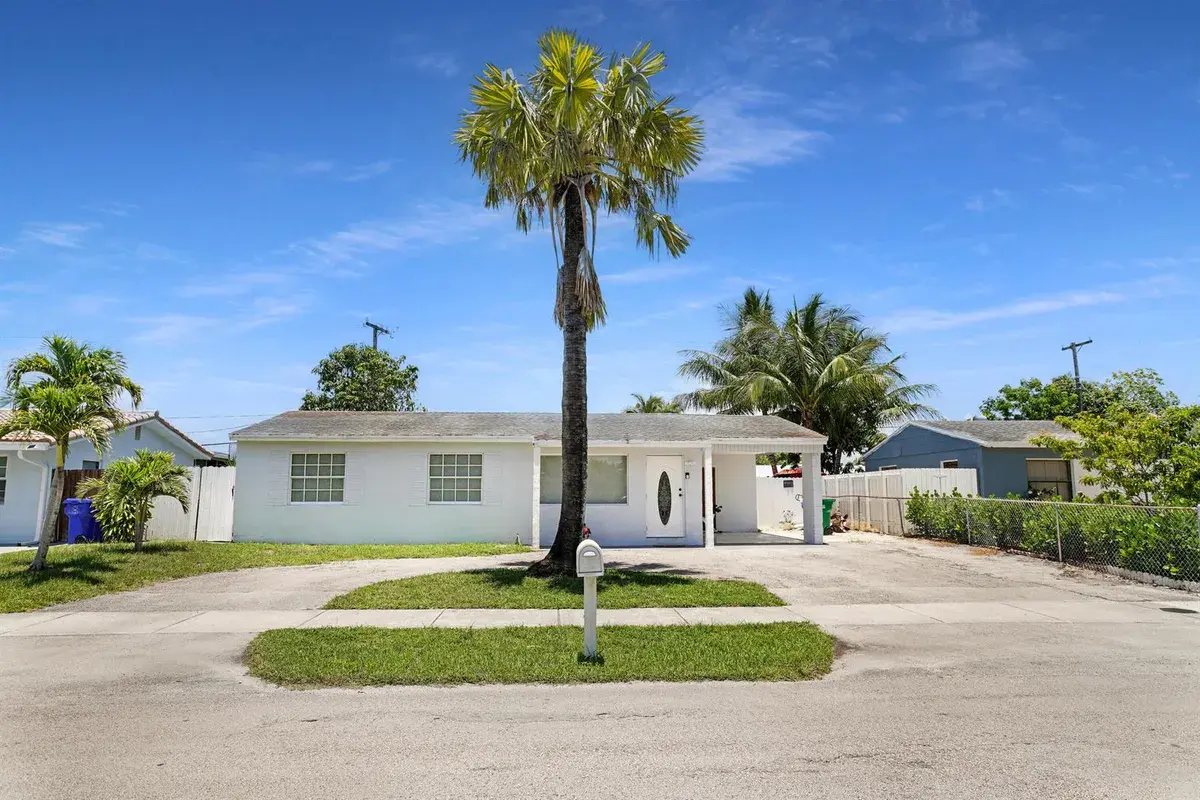 1395 SW 46 Th Avenue, Fort Lauderdale FL 33317