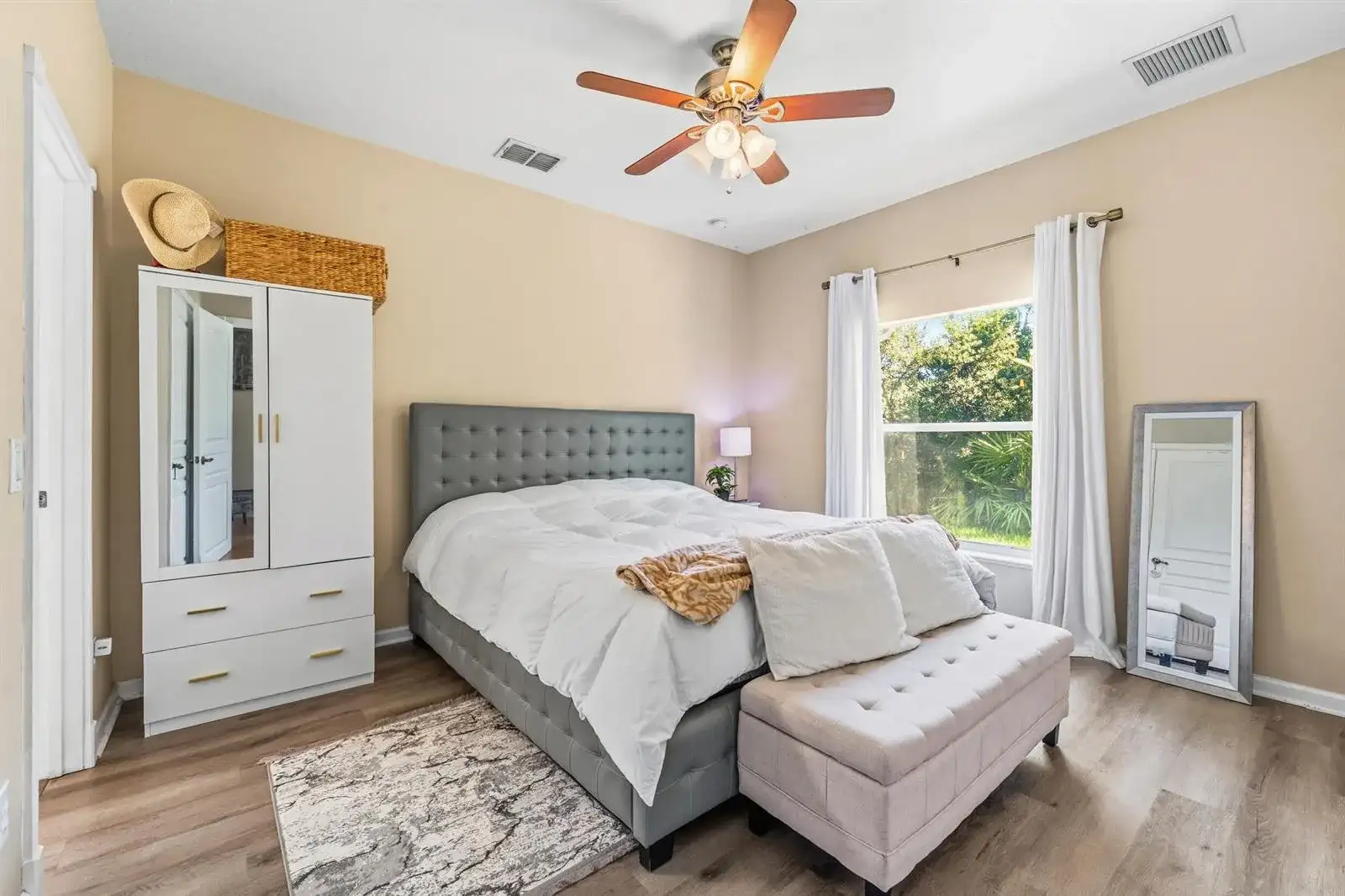 624 NE Bent Paddle Lane, Port St. Lucie FL 34983 photo 3