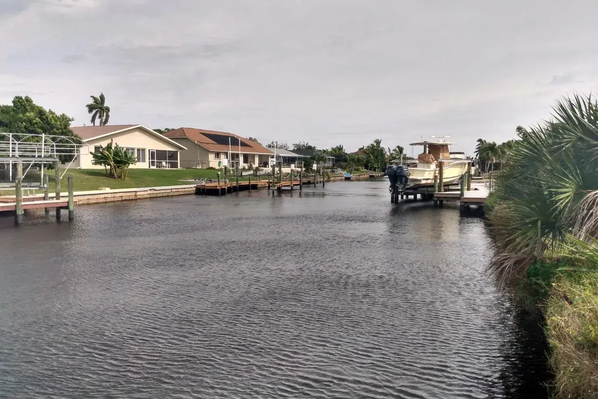 1727 SE 16th Street, Cape Coral FL 33990