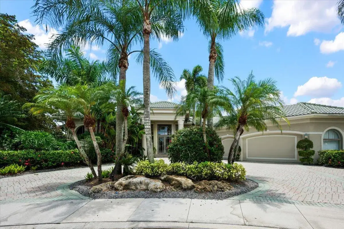 8571 Egret Lakes Lane, West Palm Beach FL 33412