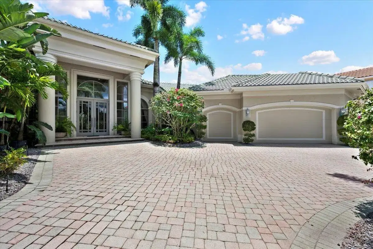 8571 Egret Lakes Lane, West Palm Beach FL 33412 photo 2