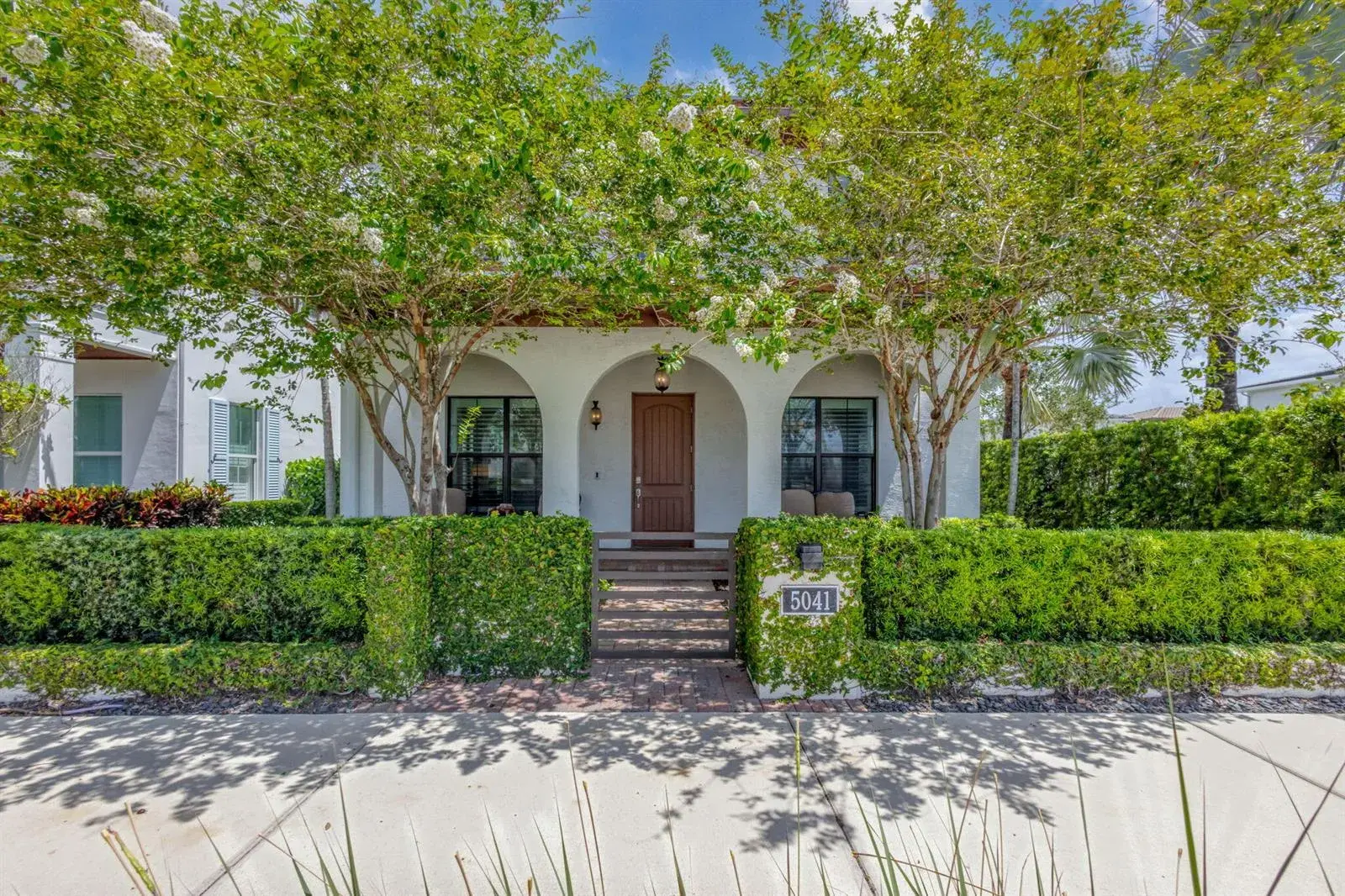 5041 Grandiflora Road, Palm Beach Gardens FL 33418