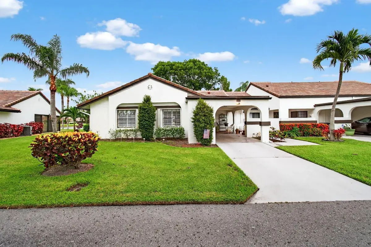5707 Parkwalk Circle E, Boynton Beach FL 33472