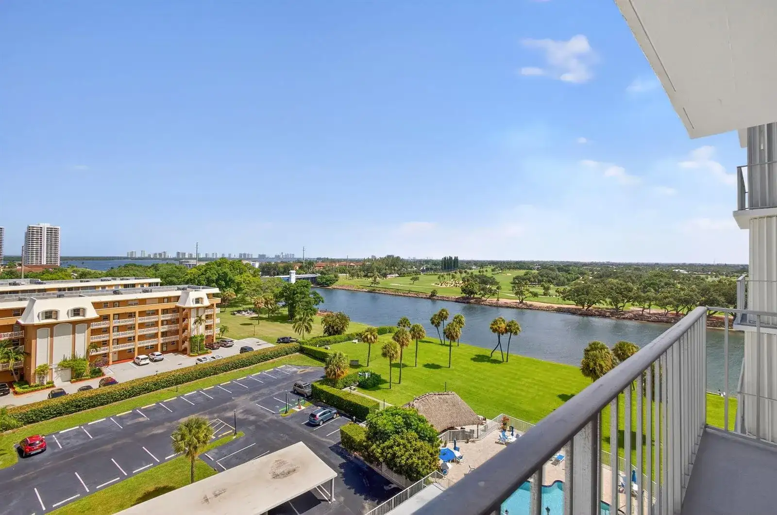 336 Golfview Road # 905, North Palm Beach FL 33408 photo 3