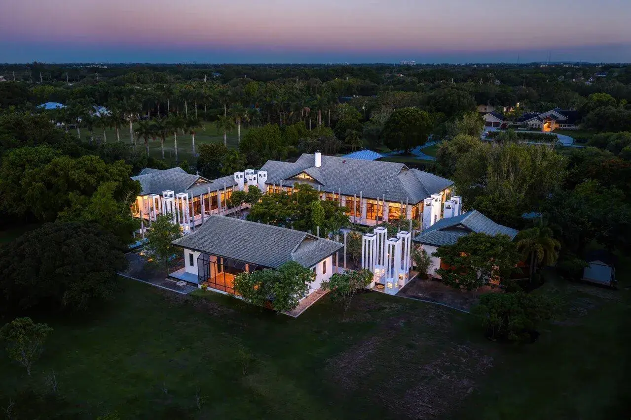 8549 Surrey Lane, Boca Raton FL 33496