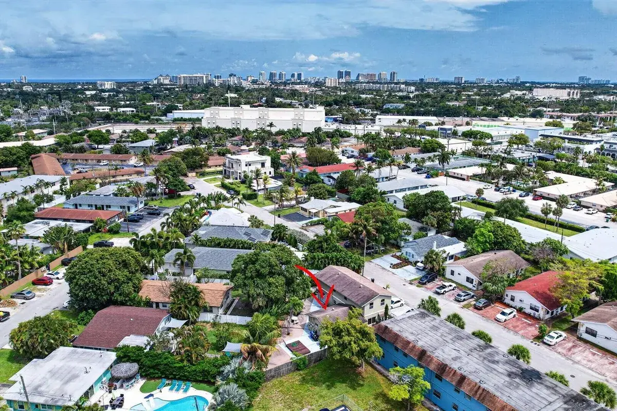 711 NE 14 Street, Fort Lauderdale FL 33304