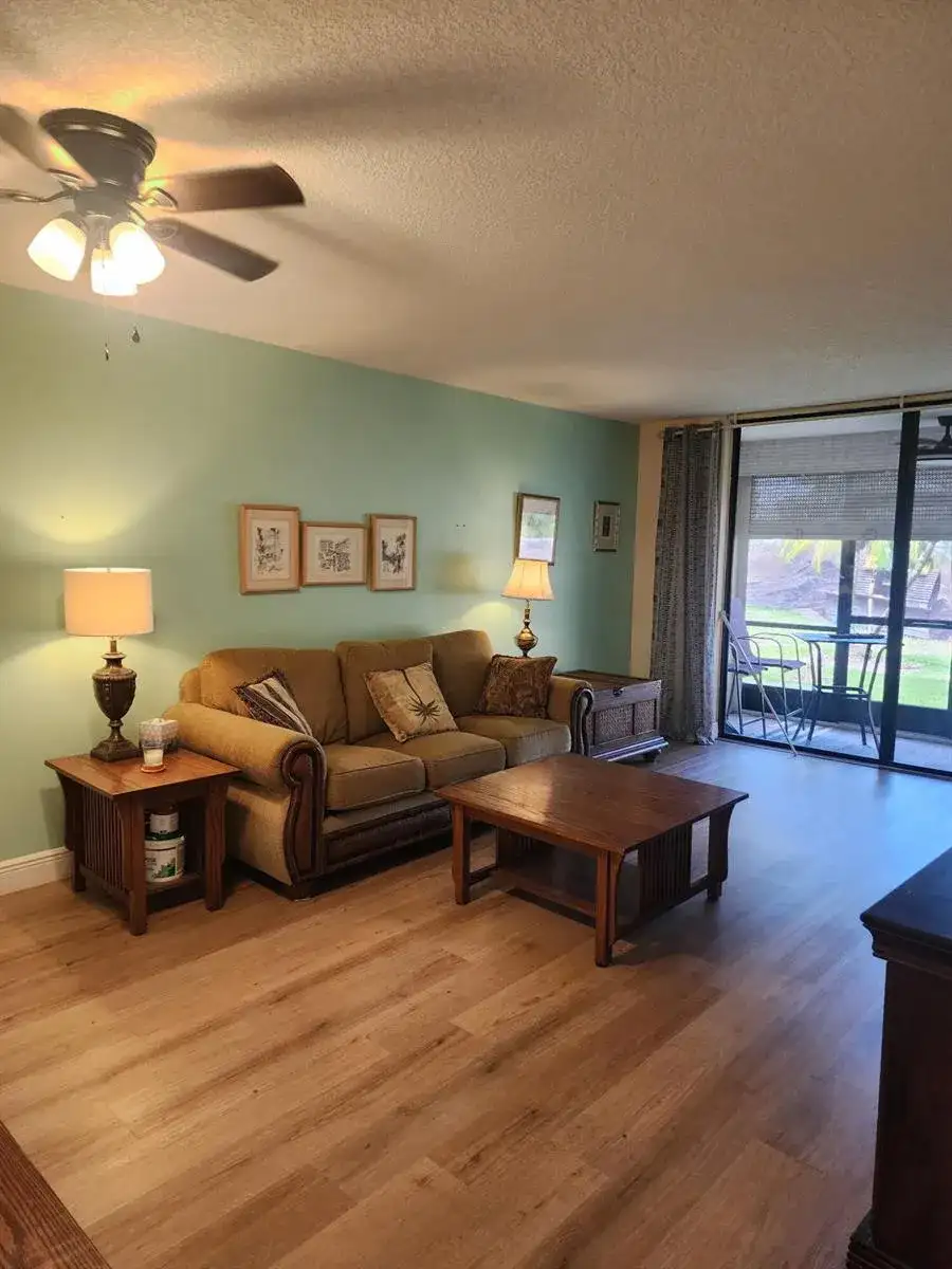 4820 Lucerne Lakes Boulevard # 106, Lake Worth FL 33467 photo 3