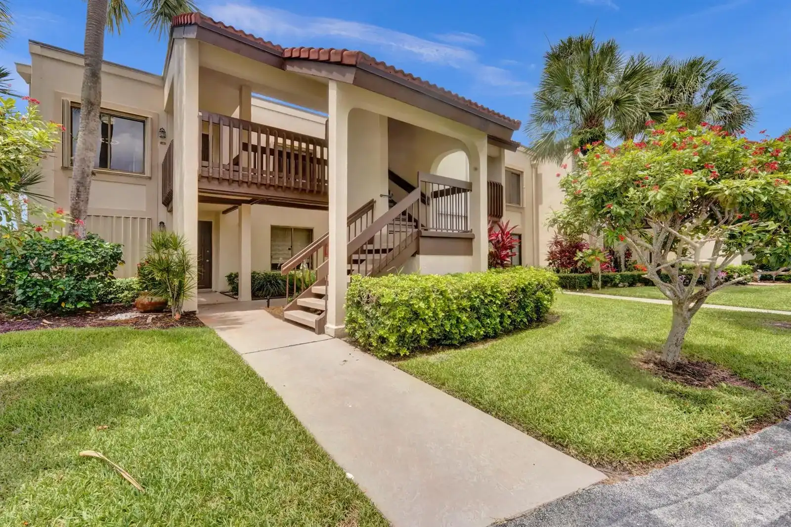 5306 Cedar Lake Drive # 201, Boynton Beach FL 33437