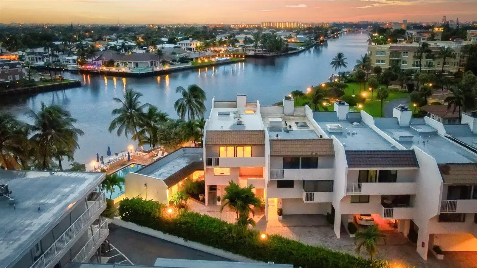 1222 Hillsboro Mile # 24, Hillsboro Beach FL 33062