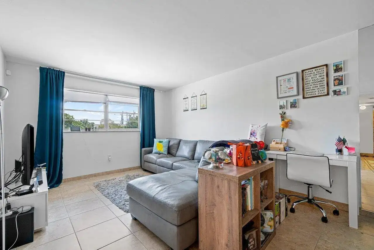 600 SW 2nd 2390 Avenue # 2390, Boca Raton FL 33432 photo 2