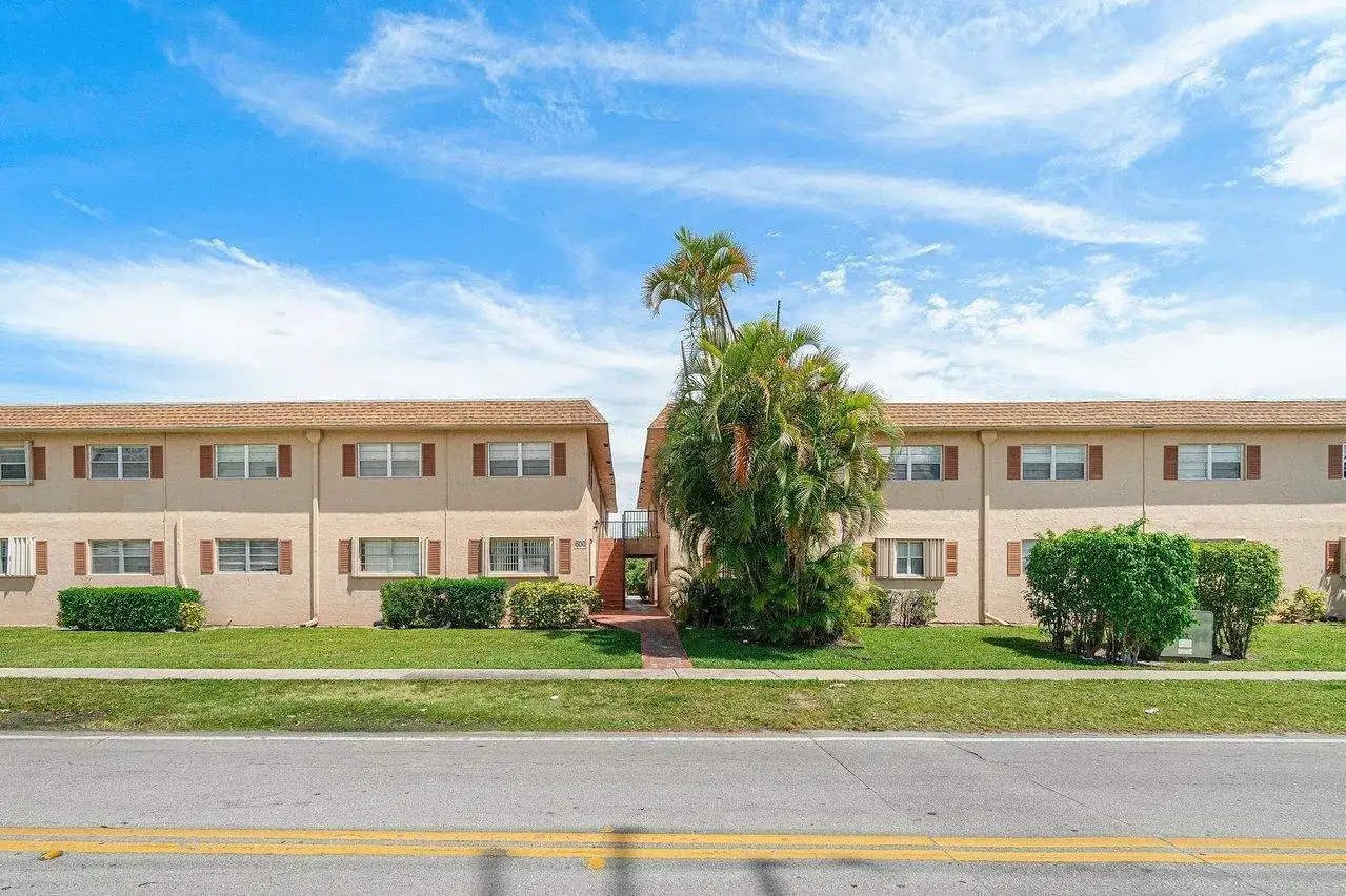 600 SW 2nd 2390 Avenue # 2390, Boca Raton FL 33432 photo 3