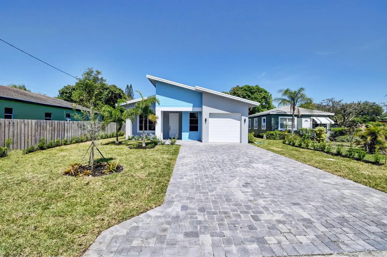 715 NW 1st Street, Delray Beach FL 33444 photo 2