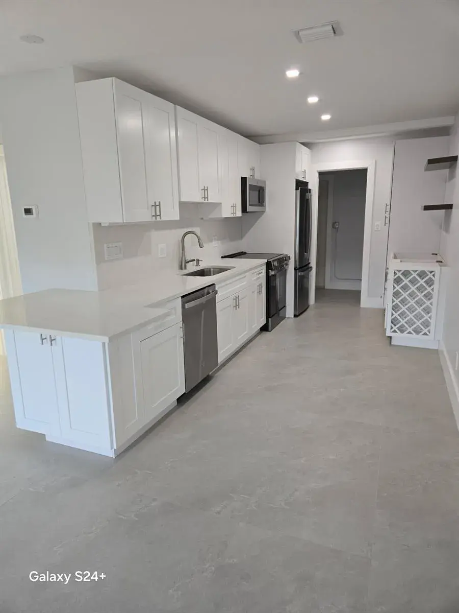 4951 SW 28th Terrace # 2, Fort Lauderdale FL 33312