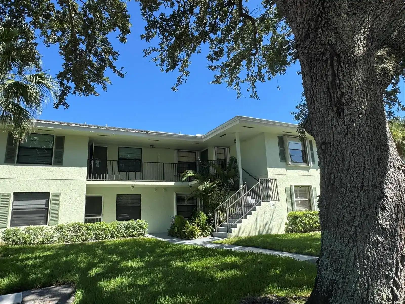 801 Sabal Ridge Circle # H, Palm Beach Gardens FL 33418