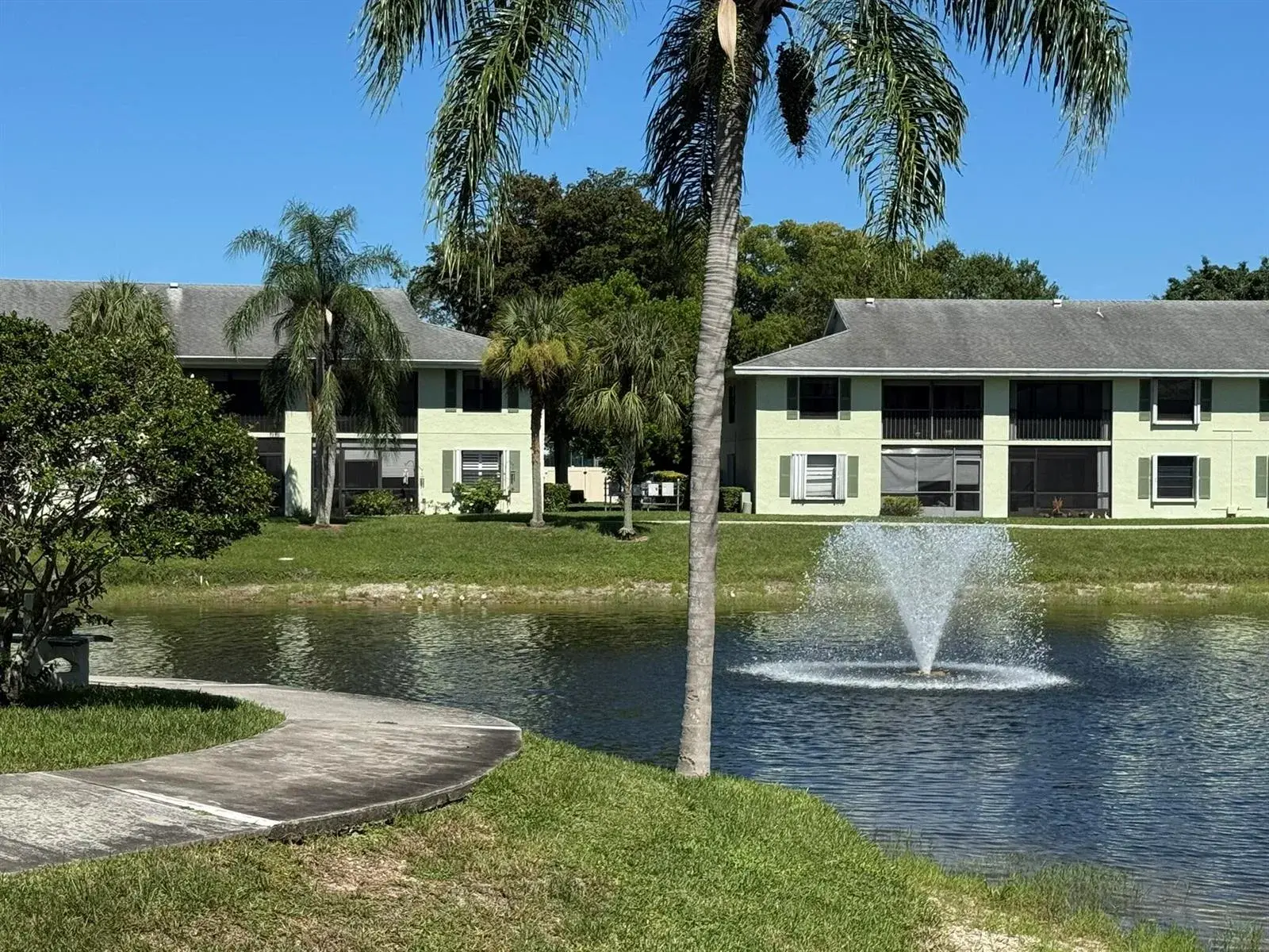 801 Sabal Ridge Circle # H, Palm Beach Gardens FL 33418