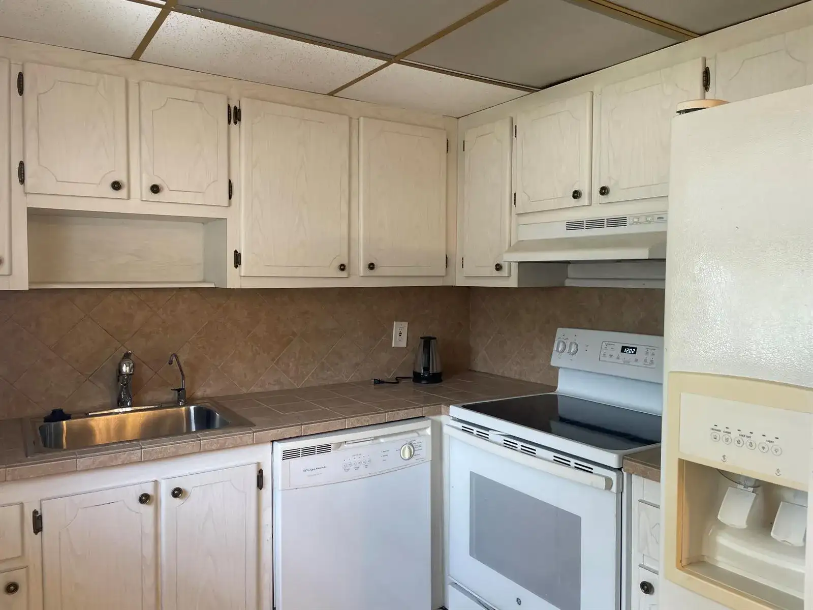 564 Brittany L, Delray Beach FL 33446 photo 4