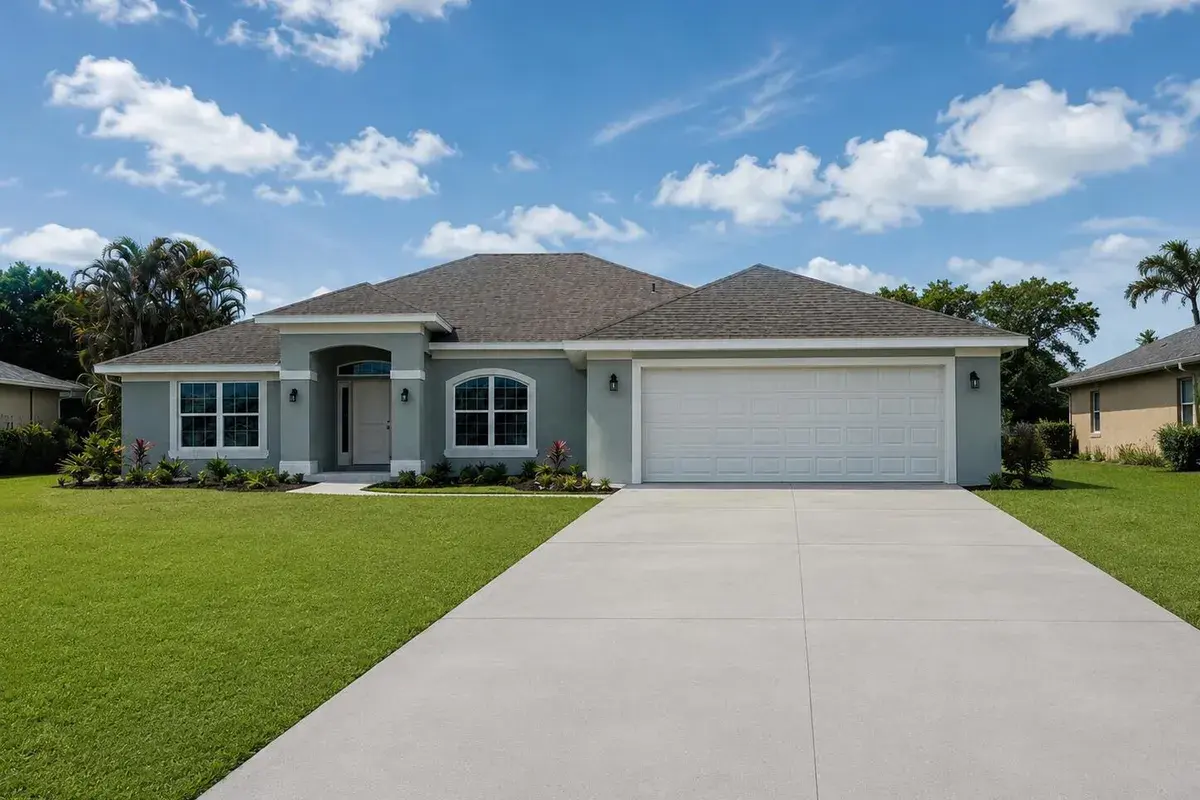 372 SW Feldman Avenue, Port St. Lucie FL 34953