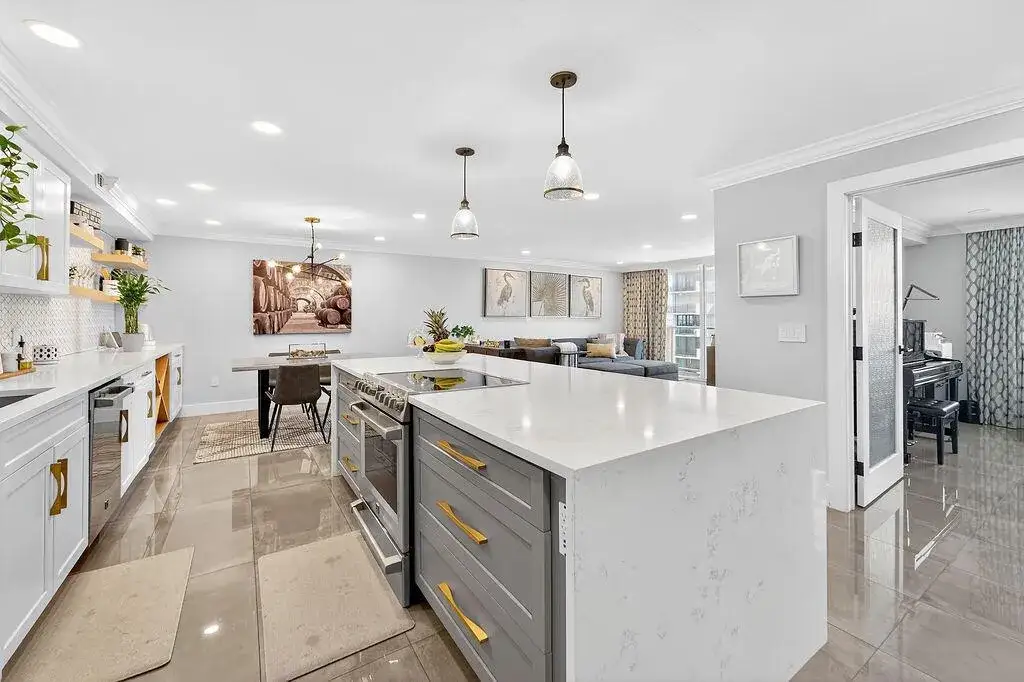 5440 N Ocean Drive # 1404, Singer Island FL 33404