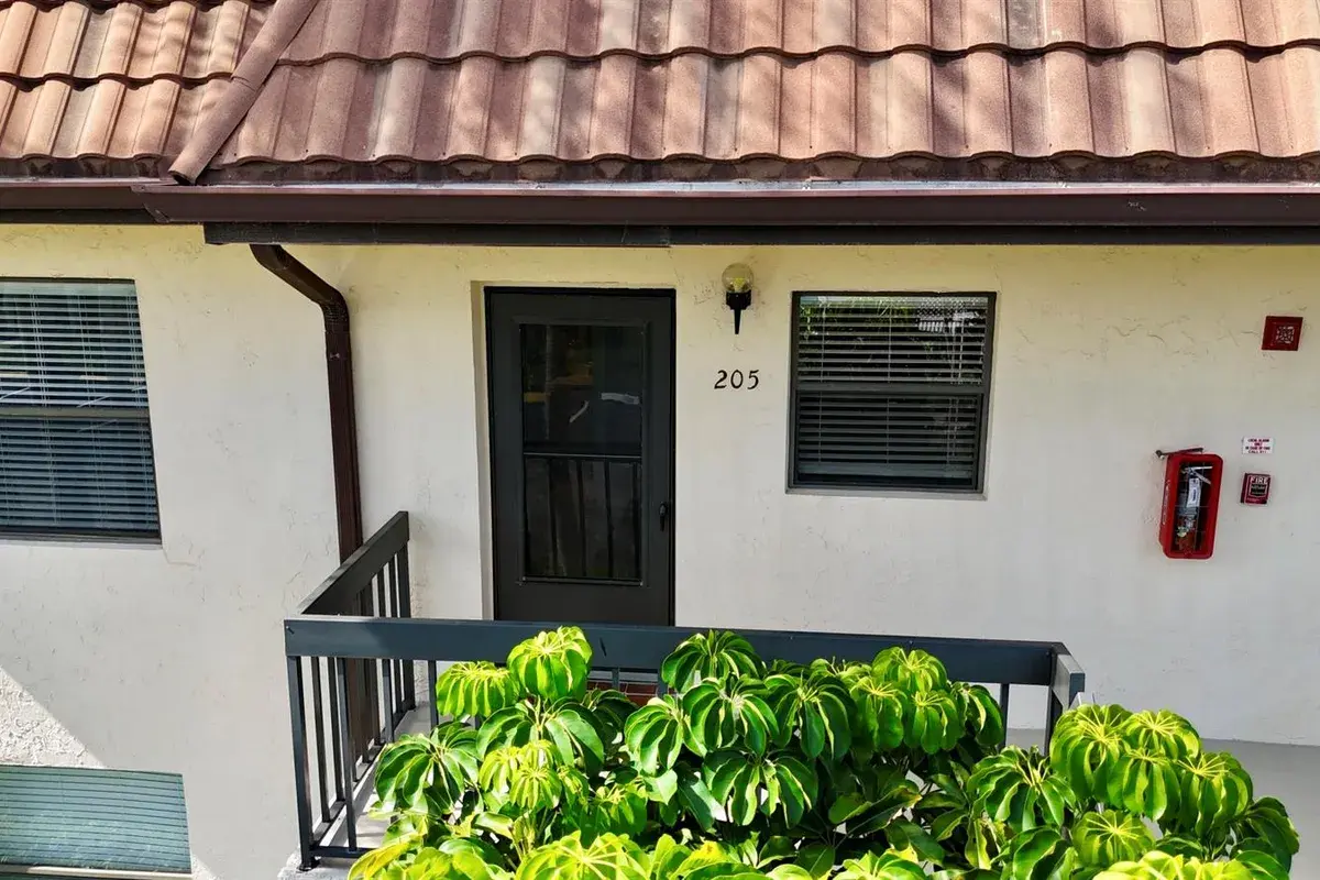 7214 Golf Colony Court # 205, Lake Worth FL 33467