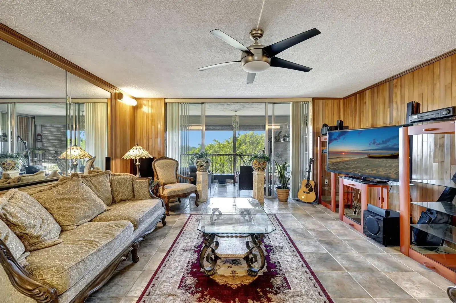 3910 Inverrary Boulevard # B, Lauderhill FL 33319