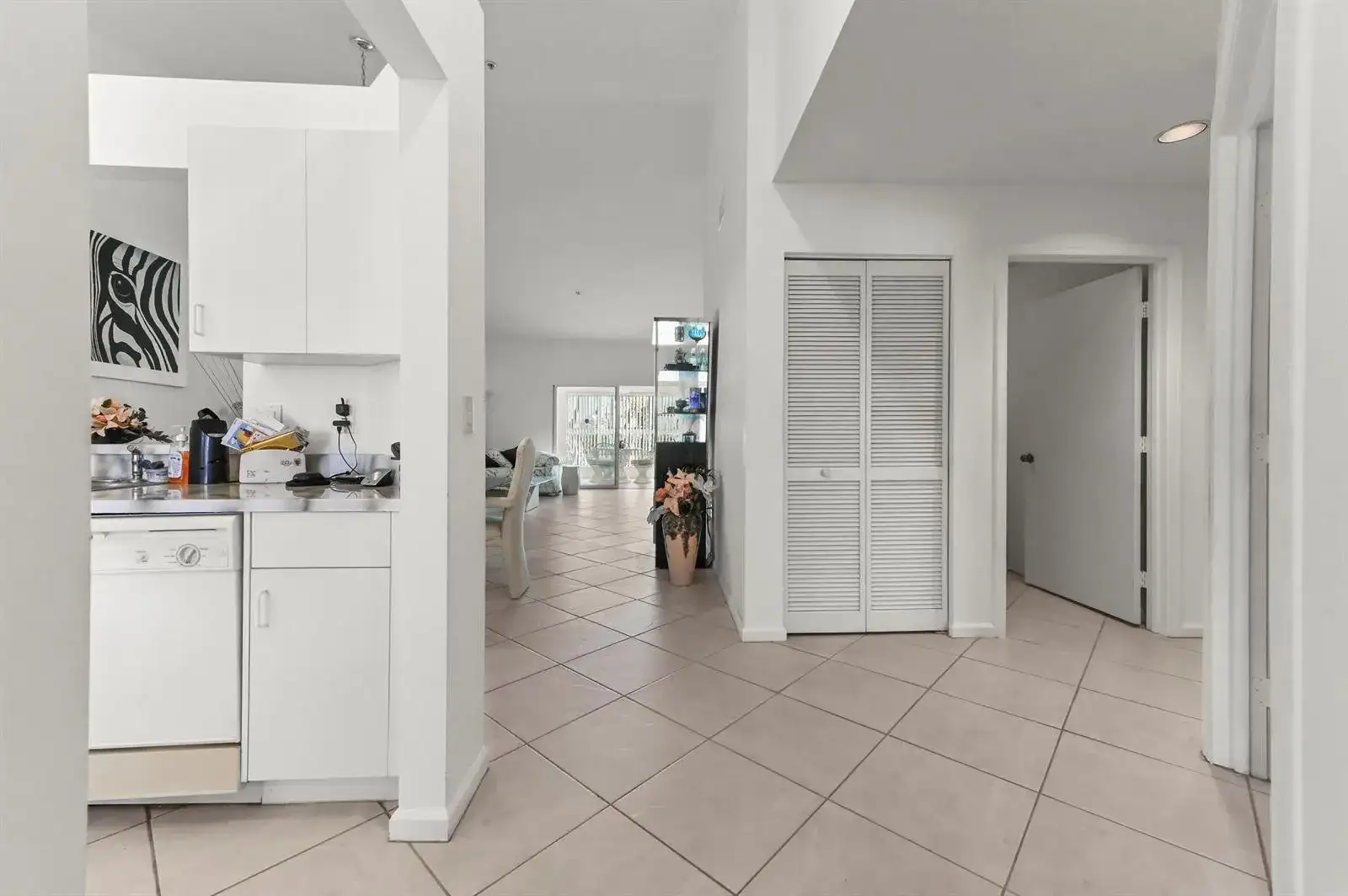 5952 Regal Glen Drive # 207, Boynton Beach FL 33437 photo 2