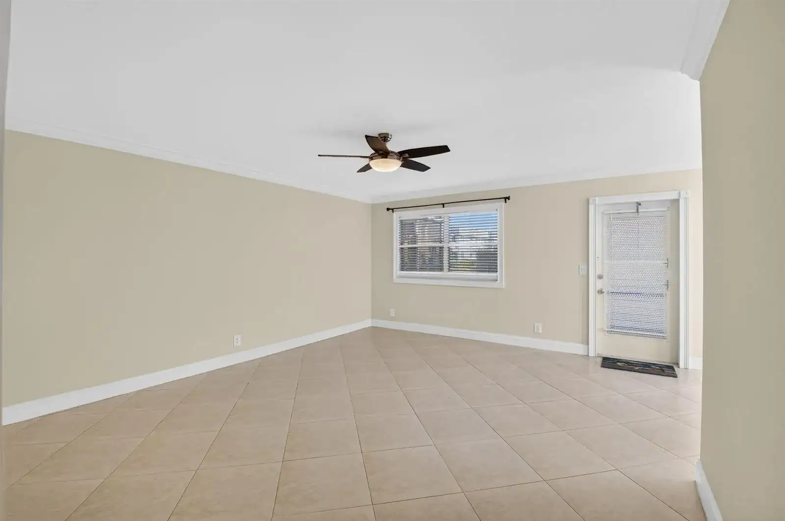 109 Monaco C # 109, Delray Beach FL 33446 photo 4