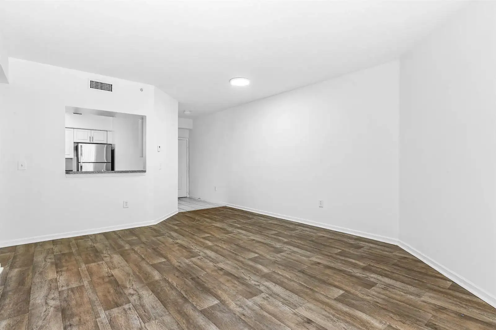 1951 Brandywine Road E # 105, West Palm Beach FL 33409 photo 5