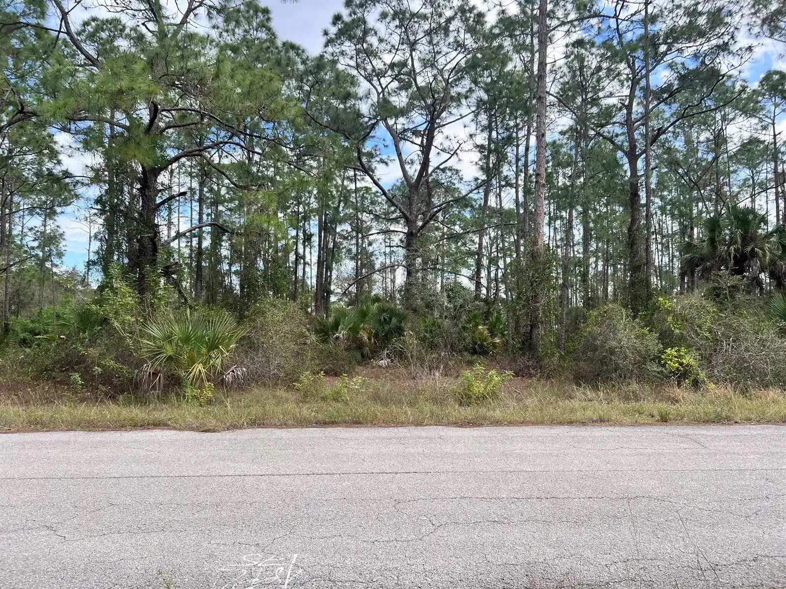 1610 Desoto Avenue, Lehigh Acres FL 33972