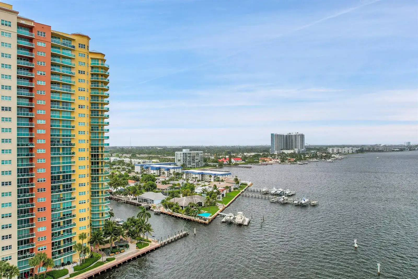 2640 Lake Shore Drive # 2011, Riviera Beach FL 33404