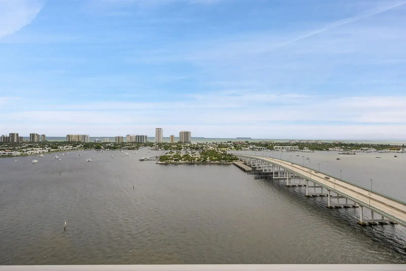 2640 Lake Shore Drive # 2011, Riviera Beach FL 33404 photo 4