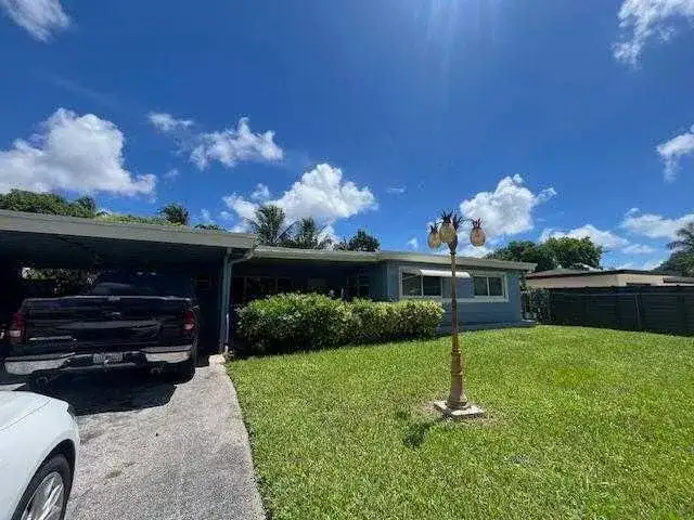 330 Long Island Avenue, Fort Lauderdale FL 33312 photo 2