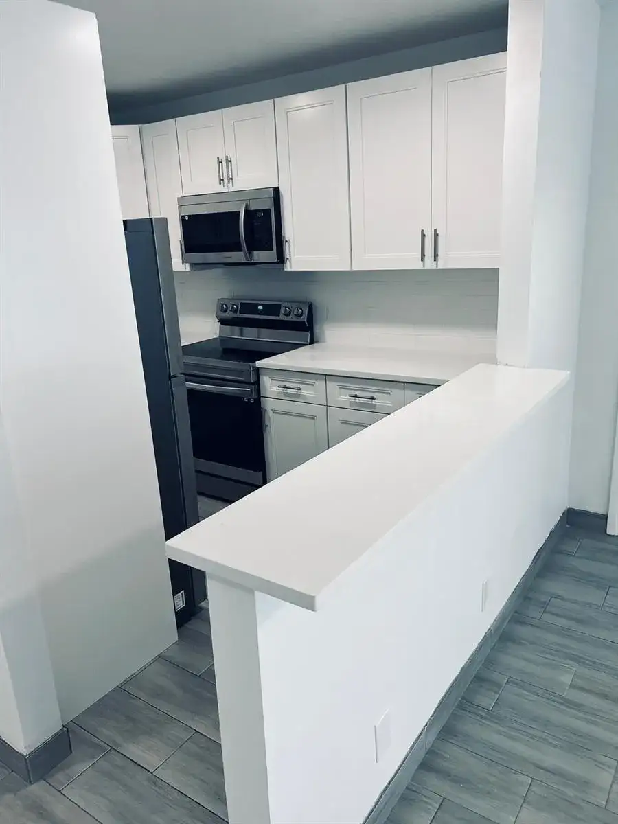 930 N 14 Court Apt 1, Hollywood FL 33020 photo 4