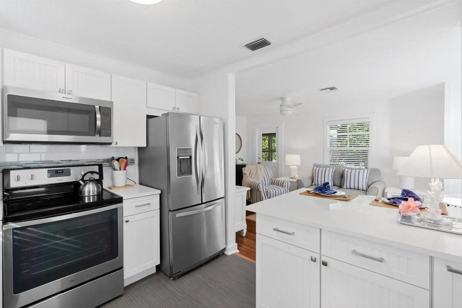 118 SE 7th Avenue, Delray Beach FL 33483 photo 4