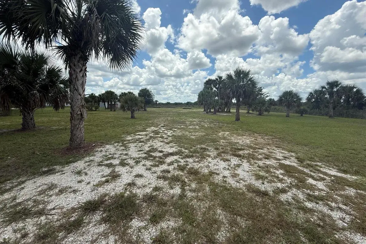 19374 NW 302nd Street, Okeechobee FL 34972