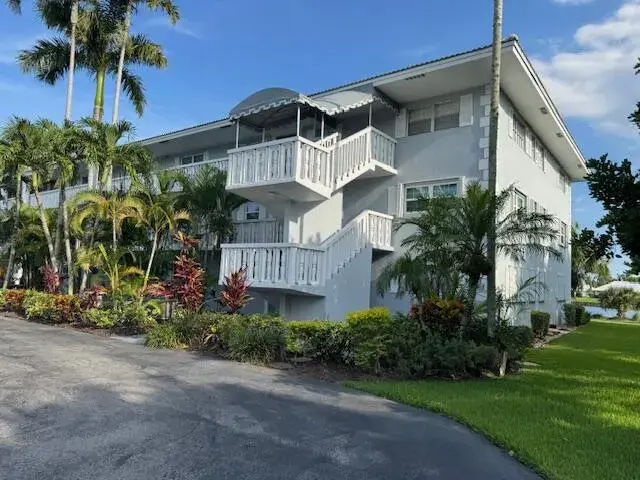 169 Atlantis Blvd Boulevard # 206, Atlantis FL 33462 photo 2