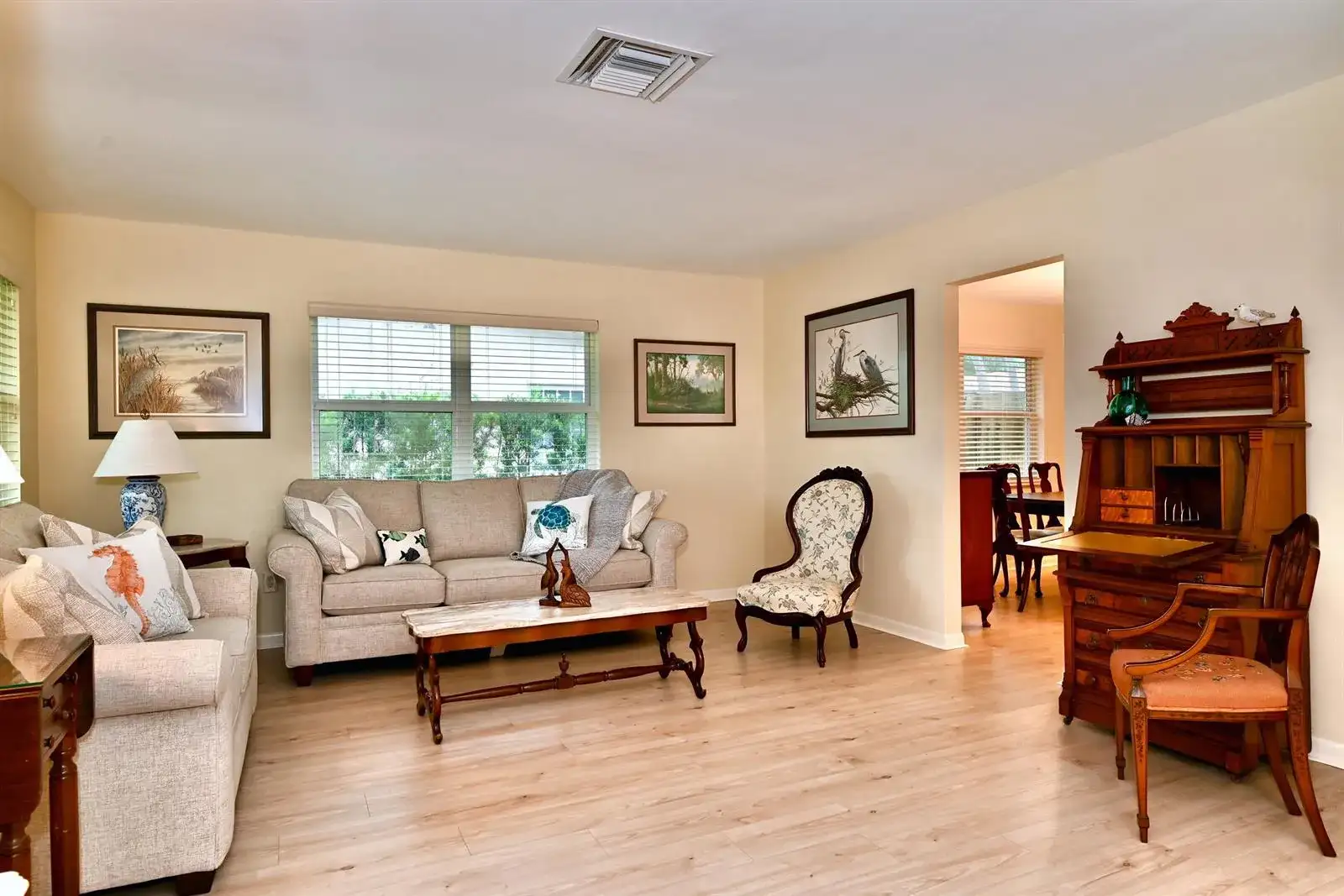 129 Alhambra Place, West Palm Beach FL 33405 photo 5