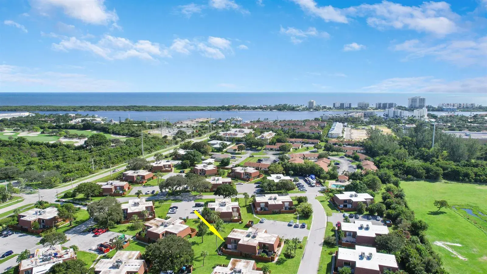 3900 County Line Road # 21d, Tequesta FL 33469
