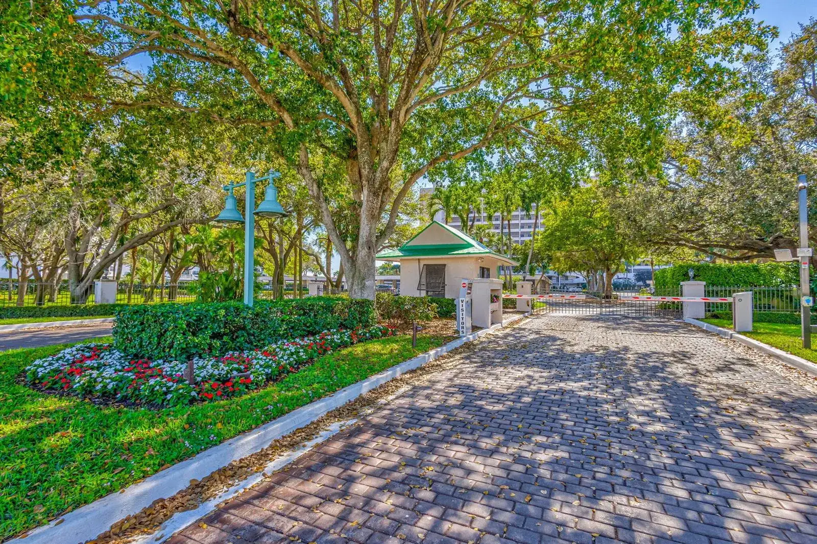 356 Golfview Road # 609, North Palm Beach FL 33408 photo 3