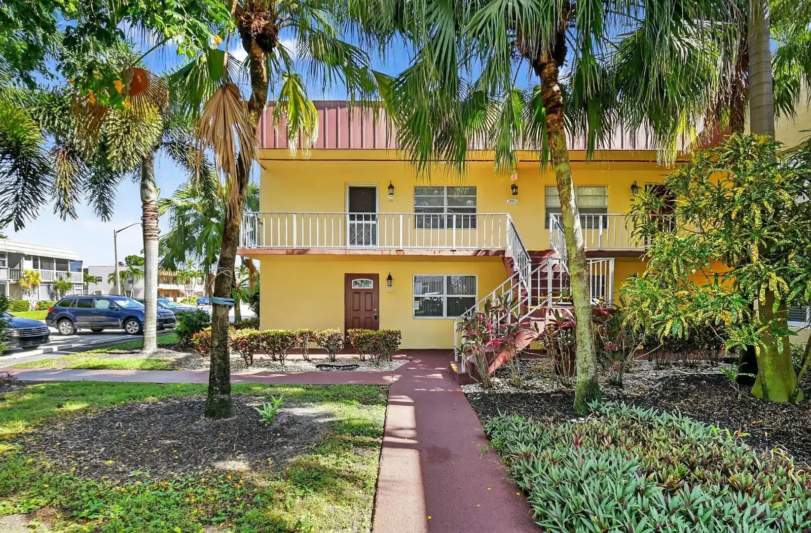 624 Flanders M, Delray Beach FL 33484 photo 3