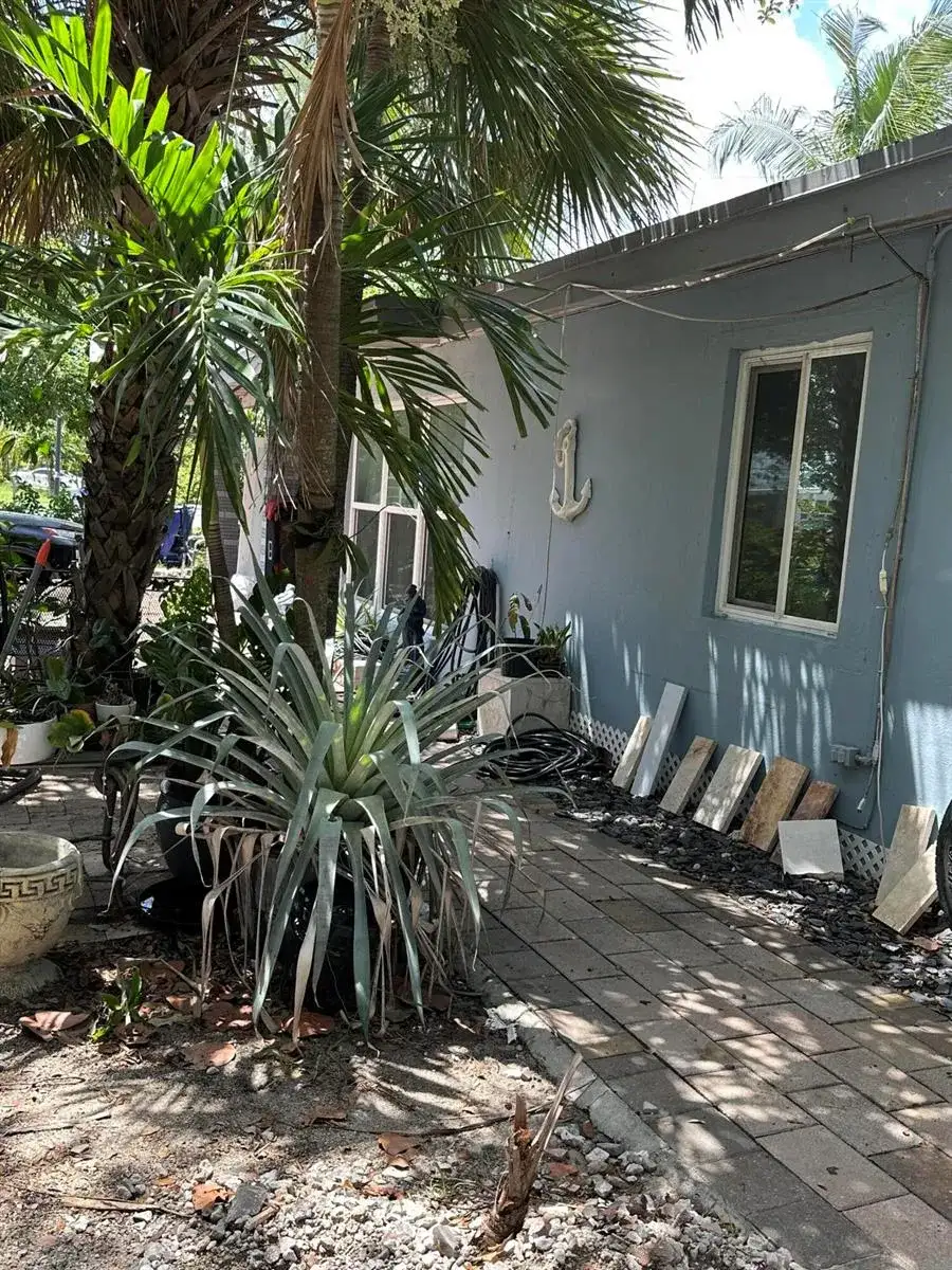 1571 NE 43rd Street, Pompano Beach FL 33064 photo 2