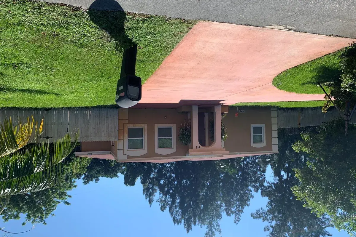 212 NW 6th Avenue, Boynton Beach FL 33435