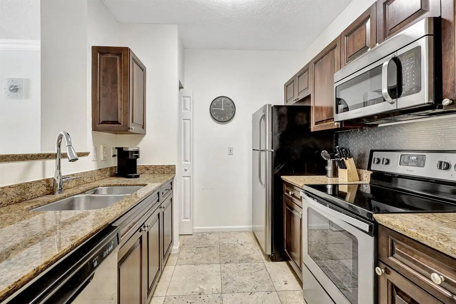 580 S Sapodilla Avenue # 105, West Palm Beach FL 33401 photo 2